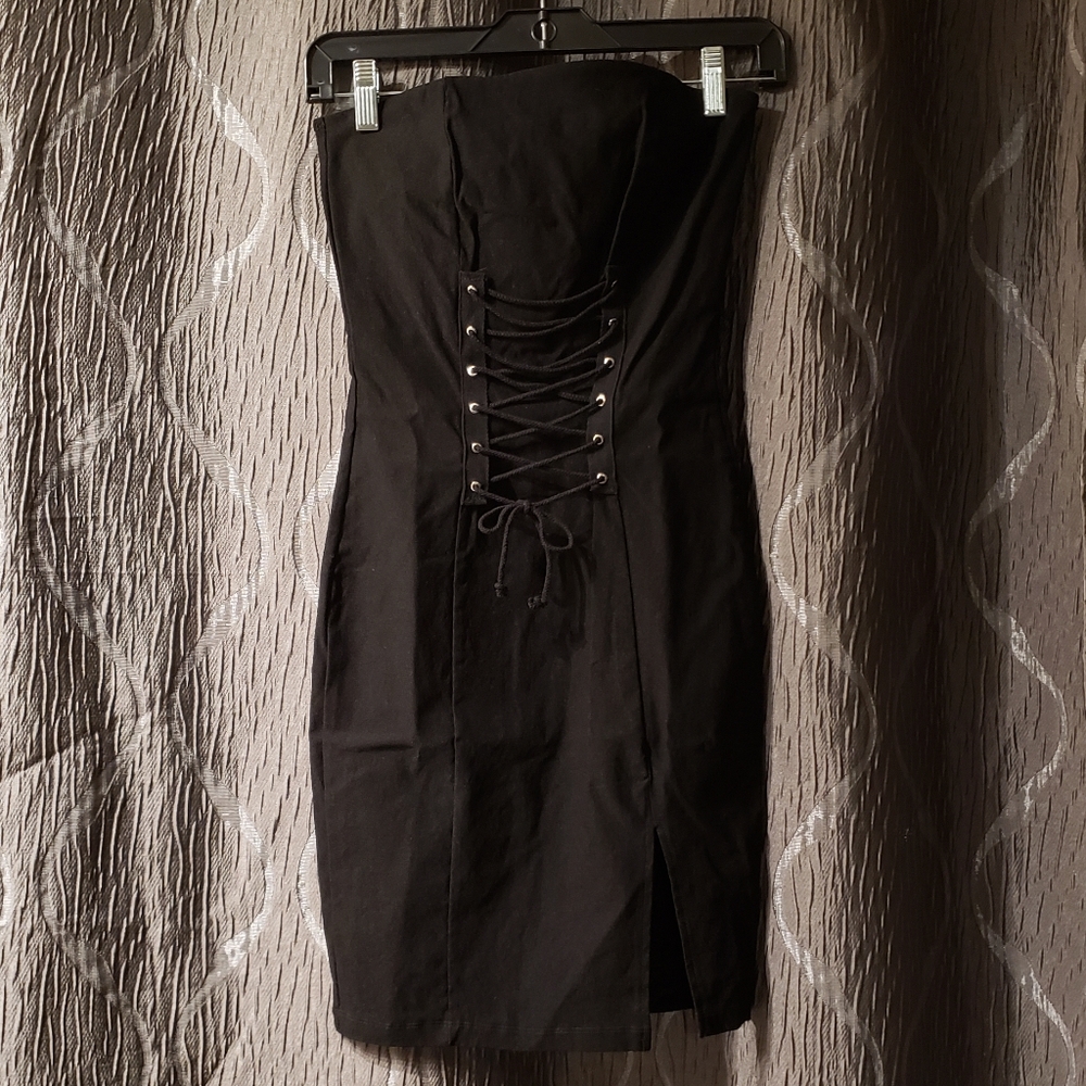 Strapless lace-up dress - Picture 2 of 4